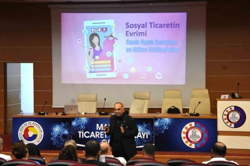 Malatya TSO’da &quot;E-Ticaret ve Yapay Zeka Konferansı&quot; düzenlendi
