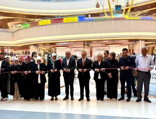MalatyaPark AVM&rsquo;de el emeği eserler g&ouml;r&uuml;c&uuml;ye &ccedil;ıktı
