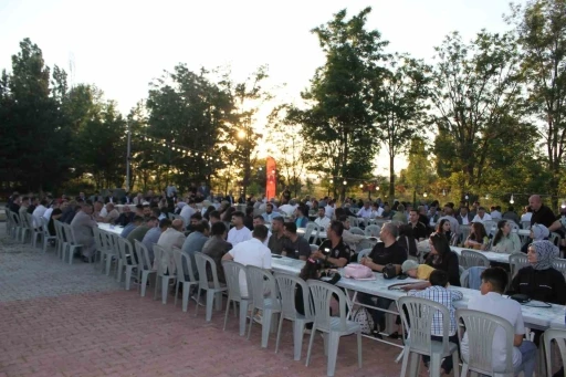 Malazgirt&rsquo;te Kaymakam G&ouml;ksu Bayram&rsquo;a duygu dolu veda
