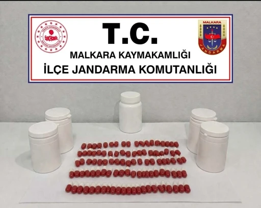 Malkara&rsquo;da uyuşturucu operasyonu: 97 hap ele ge&ccedil;irildi
