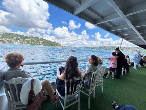 Maltepeli kadınlar Boğaz&rsquo;ın tadını &ccedil;ıkardı
