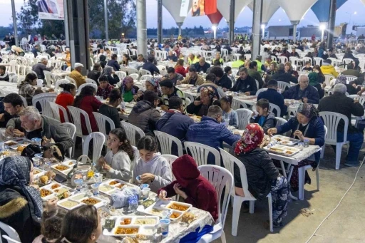 Manavgat Belediyesi, Kadir Gecesi’nde gönülleri buluşturdu
