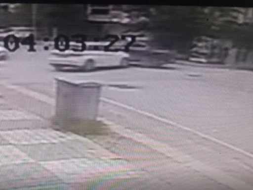 Manavgat’ta kontrolsüz kavşakta kaza: 1 yaralı
