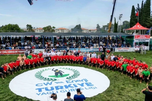 Manavgat’ta yağlı güreş coşkusu yaşanıyor
