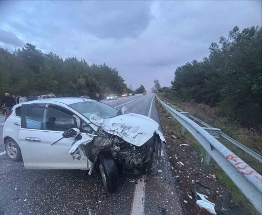 Manavgat&rsquo;ta zincirleme kaza: 2 yaralı
