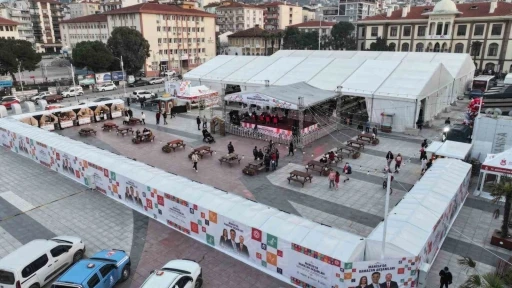 Manisa B&uuml;y&uuml;kşehir Belediyesi 160 bin kişilik iftar sofrası kuracak
