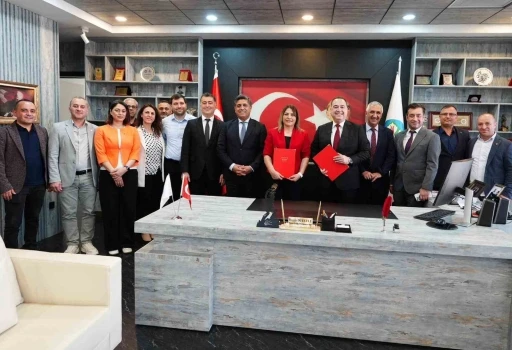 Manisa B&uuml;y&uuml;kşehir Belediyesinden iş&ccedil;ilere prim ve eğitim m&uuml;jdesi
