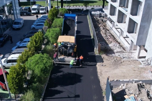 Manisa B&uuml;y&uuml;kşehir, &uuml;niversite ve hastane yolunu yeniliyor
