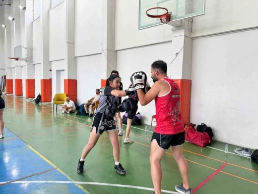 Manisa’da 2. Kademe Muaythai Antrenörlük Kursu tamamlandı
