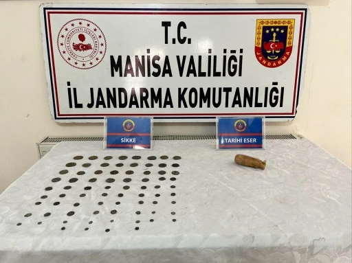 Manisa’da 76 sikke ele geçirildi
