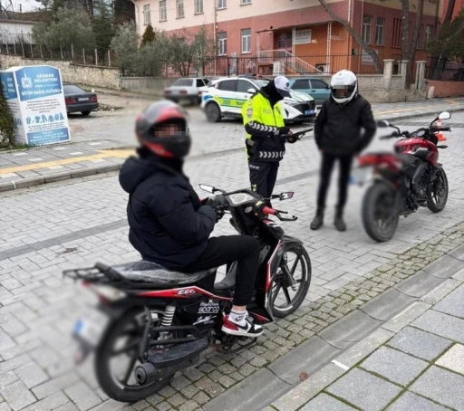 Manisa&rsquo;da motosiklet denetimlerinde 3 g&uuml;nde 4,2 milyon TL ceza

