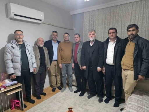Manisa&rsquo;da namaz &ccedil;ıkışı imama bı&ccedil;aklı saldırı
