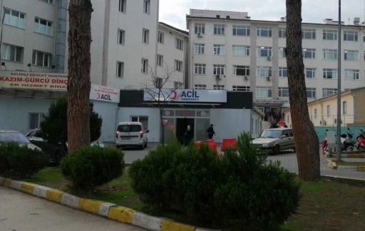 Manisa&rsquo;da silahlı kavga: 1 yaralı, 1 tutuklama
