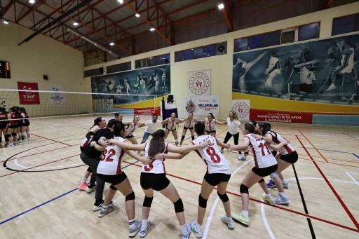 Değerli Zamanlar Spor Kul&uuml;b&uuml; Yıldız Kızlarda Zirveye &Ccedil;ıktı