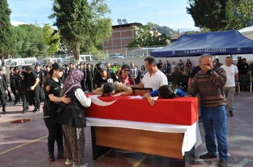 Manisa’daki tır faciasında yaralanan polisten acı haber
