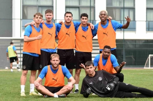 Manisa FK, Serikspor ma&ccedil;ının hazırlıklarını s&uuml;rd&uuml;r&uuml;yor
