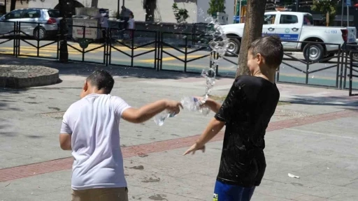 Manisa kavurucu sıcaklara teslim oldu
