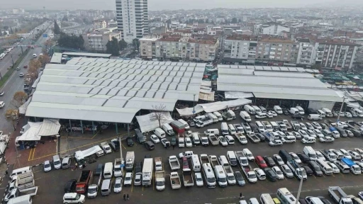 Manisa&rsquo;nın en k&ouml;kl&uuml; pazarı yeni y&uuml;z&uuml;ne kavuşuyor
