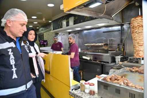 Manisa Zabıtasından dönercilere denetim
