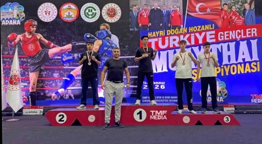 Manisalı muaythaiciler T&uuml;rkiye k&uuml;rs&uuml;s&uuml;ne &ccedil;ıktı
