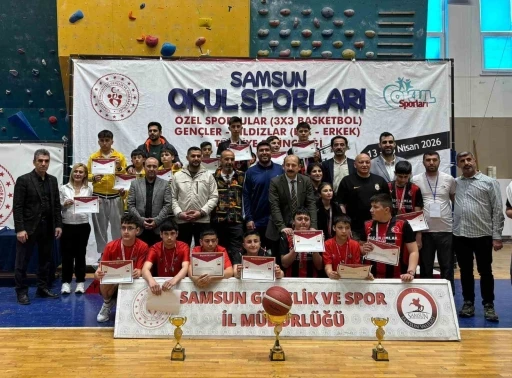 Manisalı &ouml;zel sporculardan b&uuml;y&uuml;k başarı
