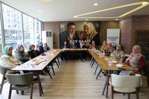 Mardin B&uuml;y&uuml;kşehir Belediyesinden 65 yaş &uuml;st&uuml; bireyler i&ccedil;in "Sağlıklı Yaşam &Ccedil;ay Saati" etkinliği
