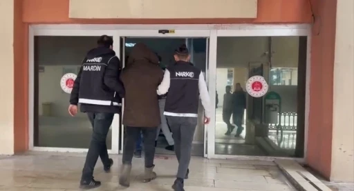 Mardin’de 5 sokak satıcısı tutuklandı
