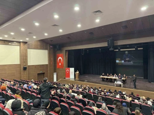 Mardin&rsquo;de evlilikte 25 yılını tamamlayan 47 &ccedil;ift i&ccedil;in umre kurası &ccedil;ekildi
