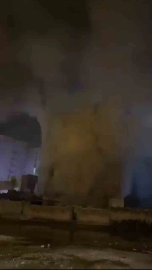 Mardin&rsquo;de mobilya d&ouml;şemecisinde &ccedil;ıkan yangın s&ouml;nd&uuml;r&uuml;ld&uuml;
