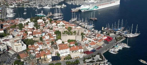 Marmaris bayrama hazır
