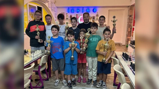 Marmaris&rsquo;in satran&ccedil; şampiyonları belli oldu
