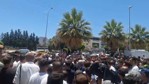 Marmaris Kapalı &Ccedil;arşı Esnafından Protesto