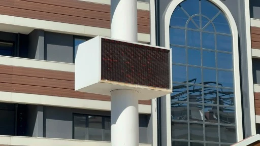 Marmaris Kavruluyor Termometreler 35 Dereceye Dayandı