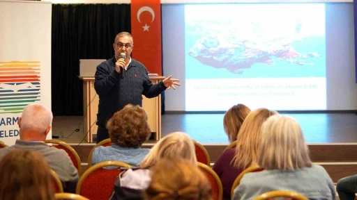 Marmaris K&ouml;rfezi masaya yatırıldı
