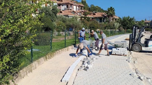 Marmaris'te Bağlıiçi'ne Modern Yollar Yapılıyor