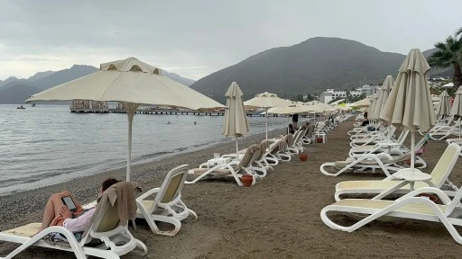Marmaris’te bir yanda deniz bir yanda yağmur keyfi