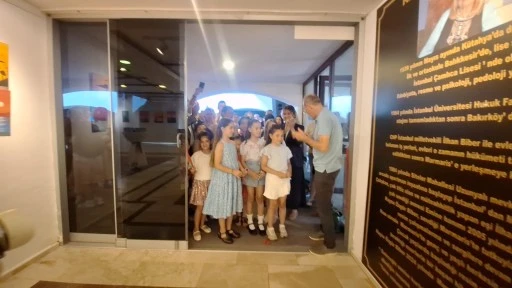 Marmaris'te &Ccedil;ocukların Renkli D&uuml;nyası Sanatseverlerle Buluştu