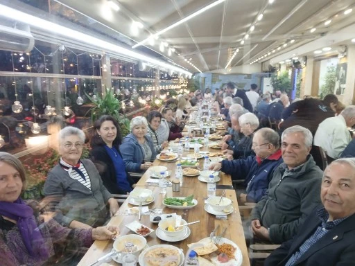 Marmaris'te Emekli Astsubaylar İftar Sofrasında Buluştu