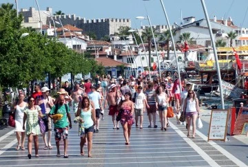 Marmaris’te erken sezon uçuşları görüşüldü