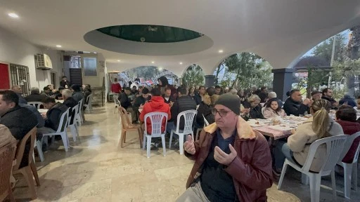 Marmaris&rsquo;te &ldquo;G&ouml;n&uuml;l Sofraları&rdquo; Ramazan&rsquo;da Vatandaşları Buluşturuyor