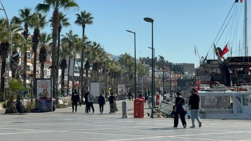 MARMARİS’TE HAFTA SONU YOĞUNLUĞU