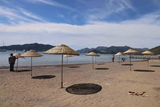 Marmaris&rsquo;te halk plajları sezona hazırlanıyor
