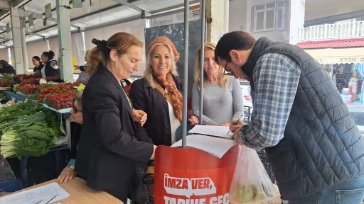 Marmaris'te İmamoğlu'na Destek Büyüyor