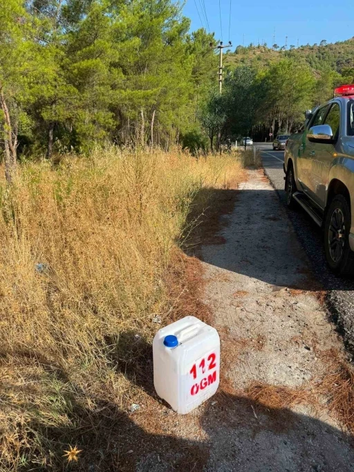 Marmaris&rsquo;te kritik noktalara ilk m&uuml;dahale i&ccedil;in su bidonu
