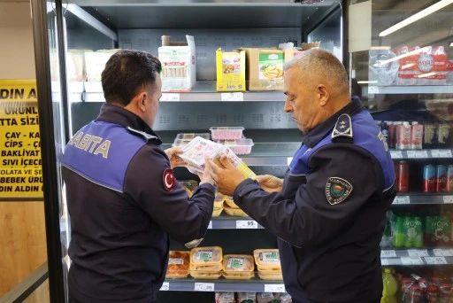 Marmaris’te marketlere sıkı denetim