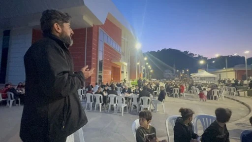 Marmaris&rsquo;te Merkez Camileri derneğinin ramazan sofralarında dayanışma b&uuml;y&uuml;yor