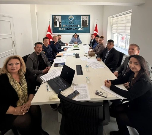 Marmaris&rsquo;te turizm ama&ccedil;lı sportif faaliyetler masaya yatırıldı