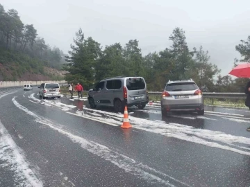 Marmaris’te kısa süreli yağışta 6 kaza birden oldu