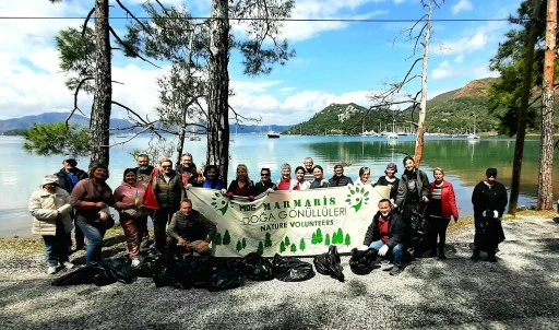 Marmaris Yalancıboğaz Sahilinde Temizlik