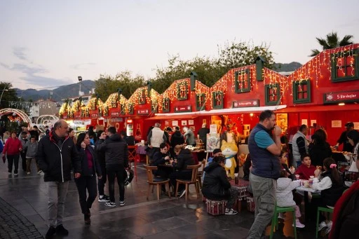 Marmaris Yeni Yıl Festivali Coşkusu Meydanlara Taştı